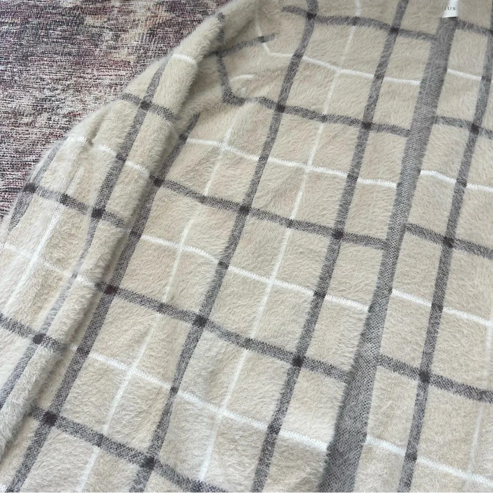 NWT Cyrus Cardigan